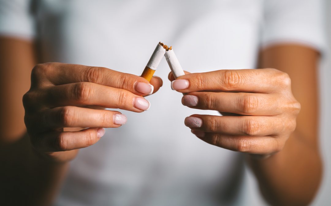Efectos del tabaco y el vaping en la salud bucal: más allá de las manchas